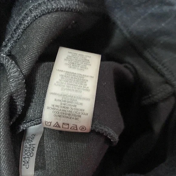 Calvin Klein Black  pinstripe Skinny Pants Sz S - Picture 8 of 8